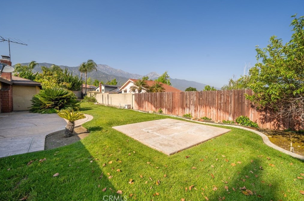2238 Coolcrest Way, Upland CA  91784-1290 exterior