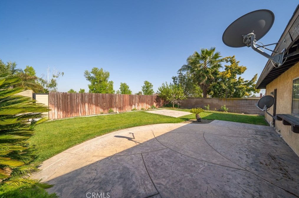2238 Coolcrest Way, Upland CA  91784-1290 exterior