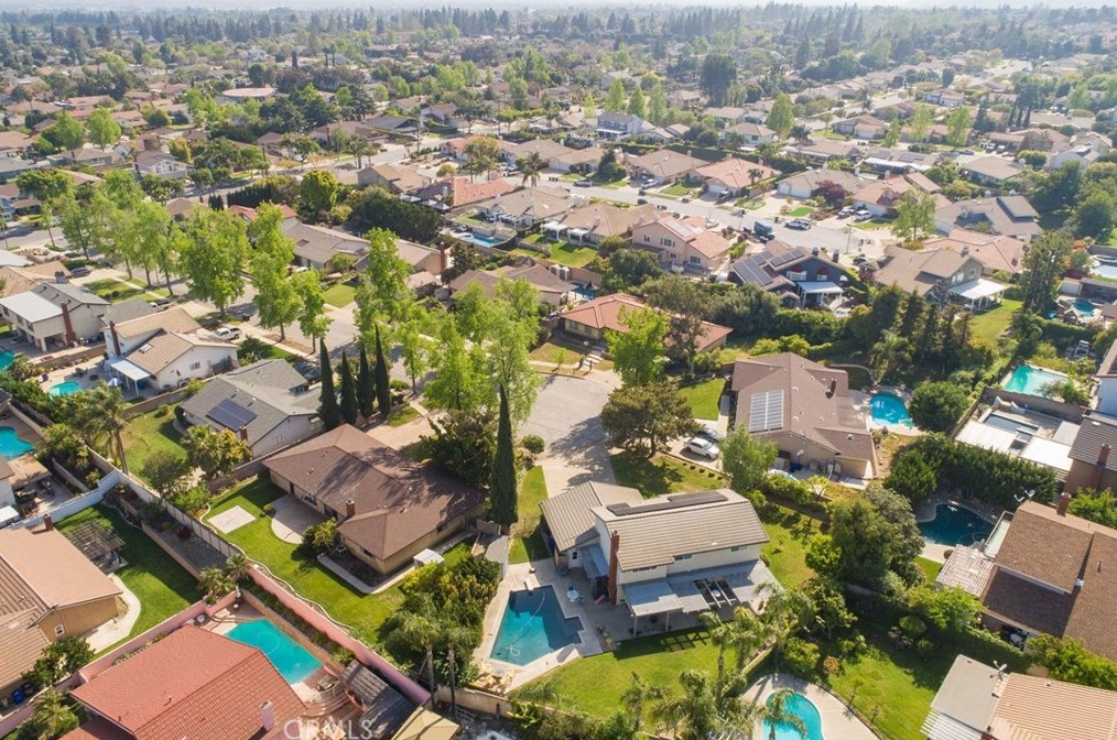 2238 Coolcrest Way, Upland CA  91784-1290 exterior