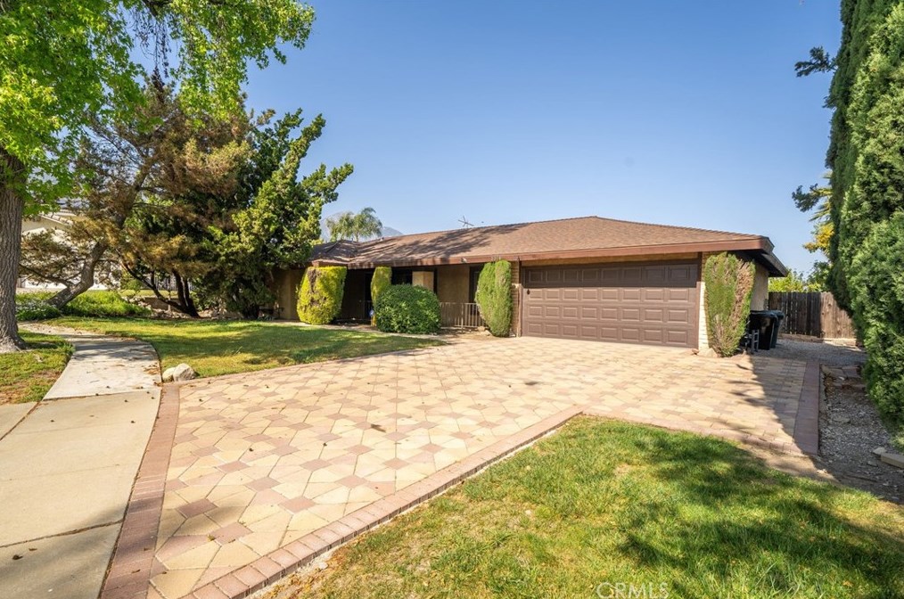 2238 Coolcrest Way, Upland CA  91784-1290 exterior