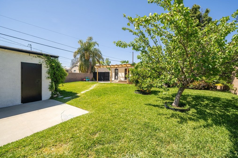 758 Winn Dr, Upland CA  91786-4655 exterior