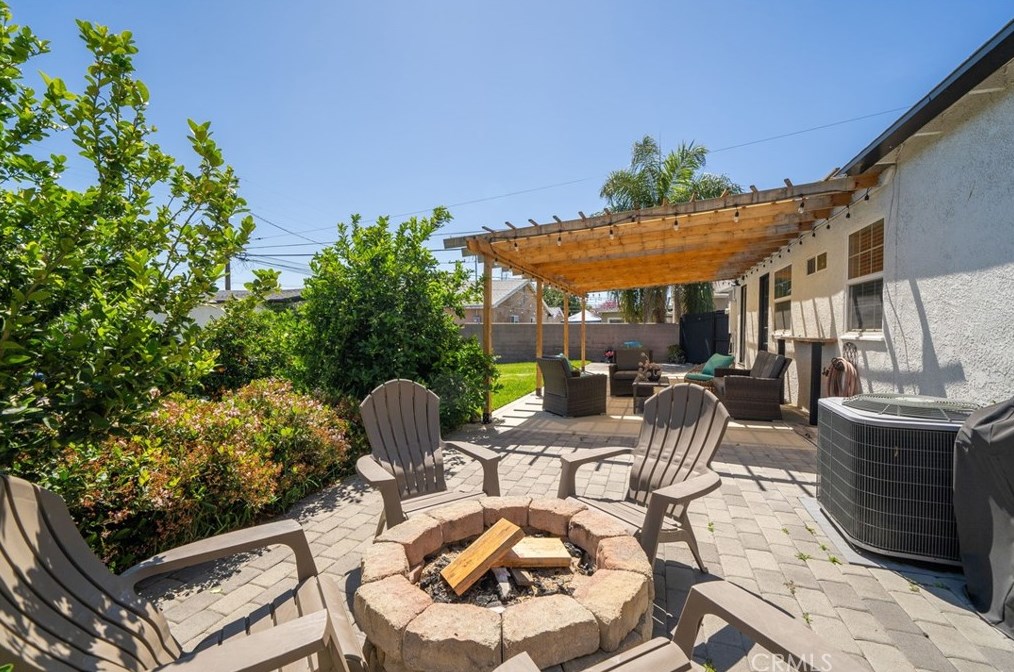 758 Winn Dr, Upland CA  91786-4655 exterior