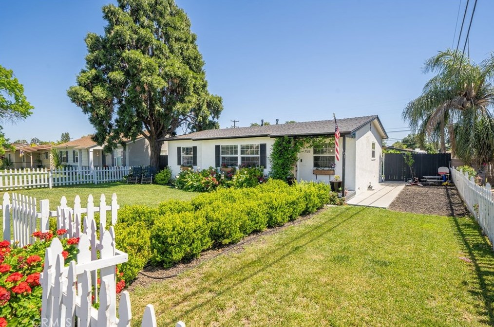 758 Winn Dr, Upland CA  91786-4655 exterior