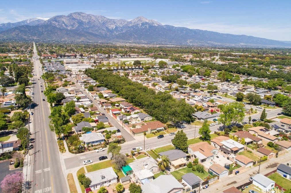 758 Winn Dr, Upland CA  91786-4655 exterior