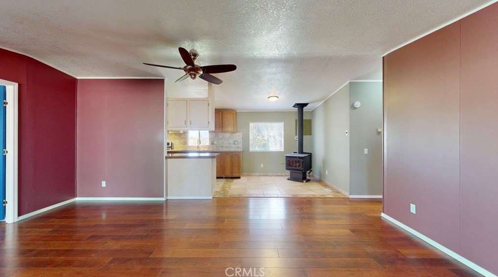 46345 Silver Vly Rd, Newberry Springs CA  92365-8508 exterior