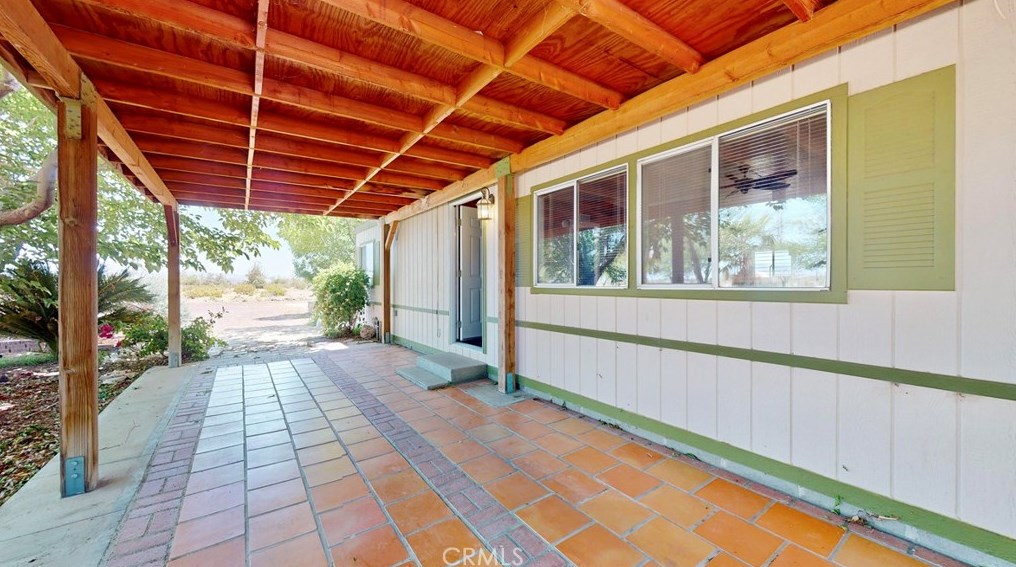 46345 Silver Vly Rd, Newberry Springs CA  92365-8508 exterior