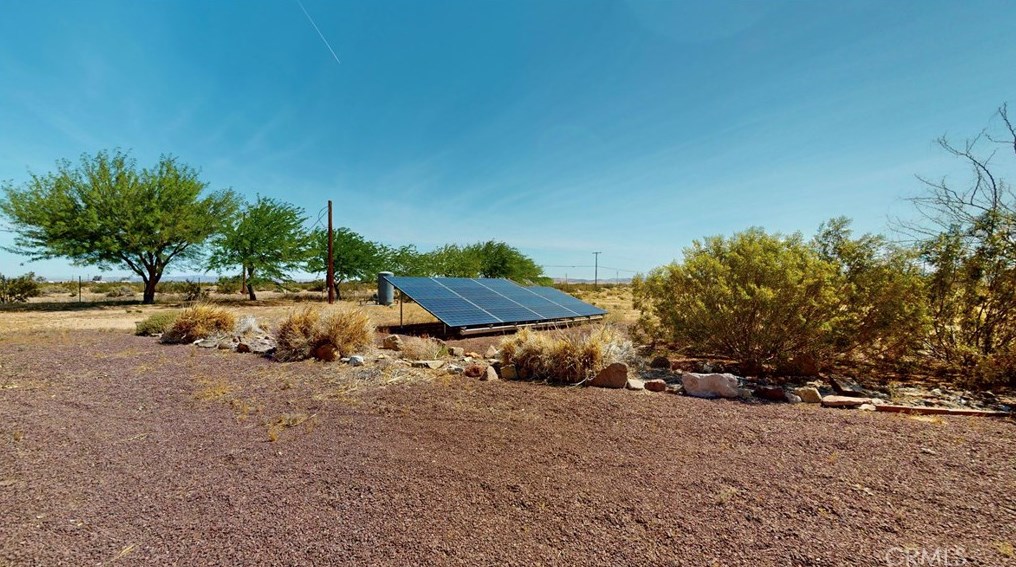 46345 Silver Vly Rd, Newberry Springs CA  92365-8508 exterior