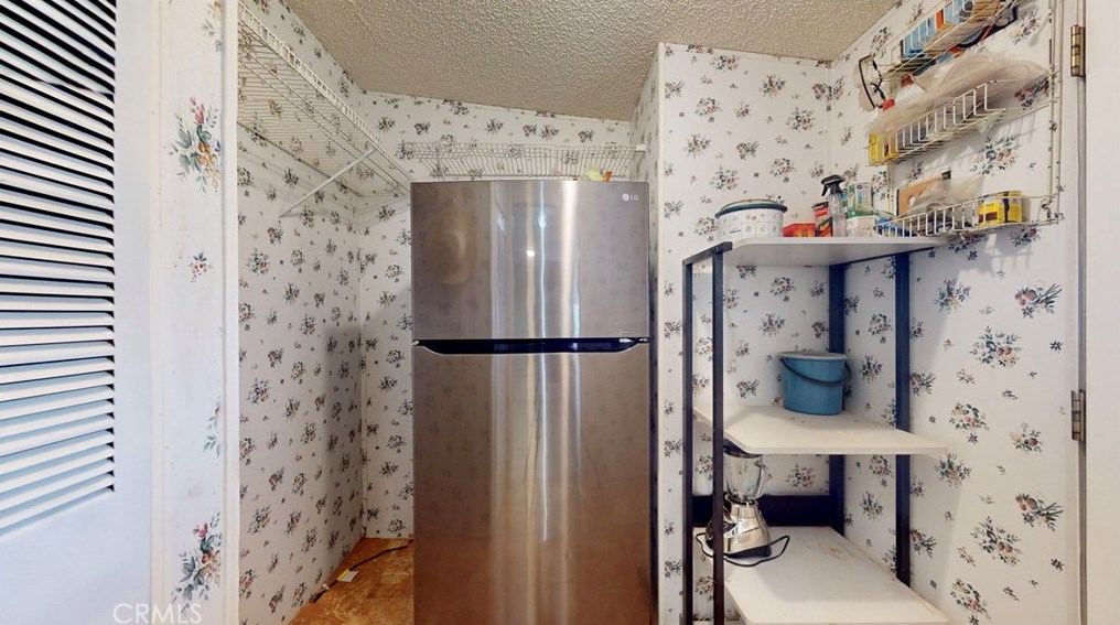 46345 Silver Vly Rd, Newberry Springs CA  92365-8508 exterior