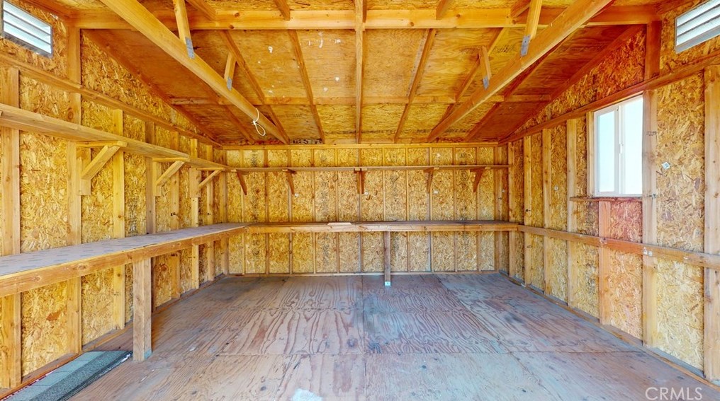 46345 Silver Vly Rd, Newberry Springs CA  92365-8508 exterior