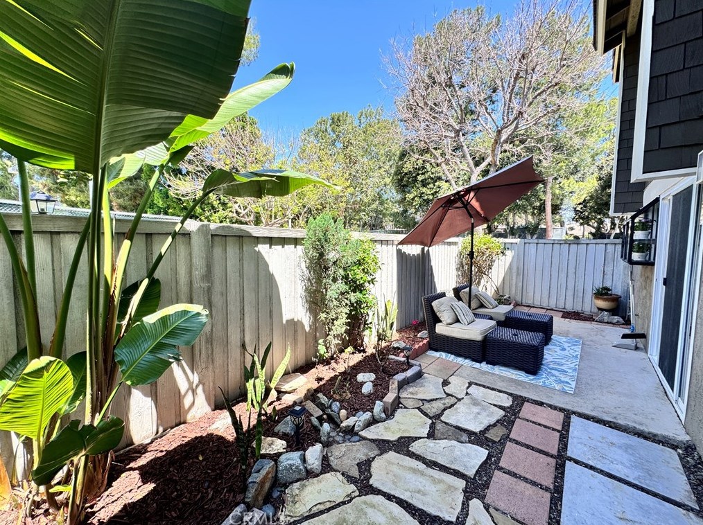 31 Streamwood, Irvine CA  92620-1919 exterior