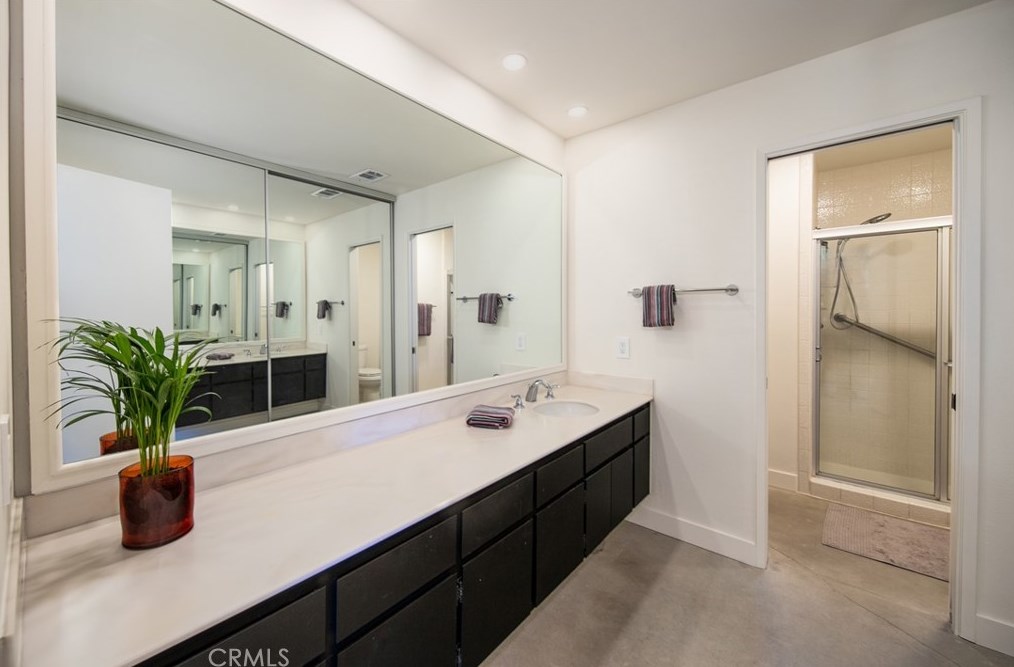 466 Hermosa Dr, Palm Springs CA  92262-0722 exterior