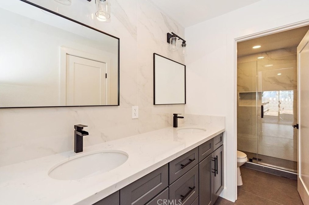 11782 Collingswood Dr, Moreno Valley CA  92557-6143 exterior