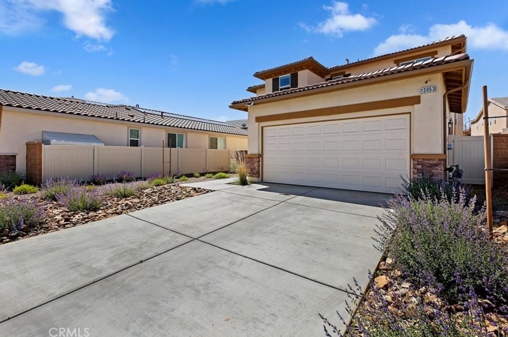 13053 Saratoga St, Hesperia CA  92344-5538 exterior