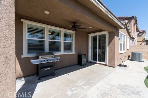 4847 Condor Ave, Fontana CA 92336-4715 exterior