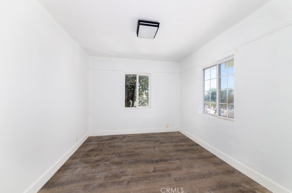3821 5th St, Los Angeles CA  90048-4711 exterior