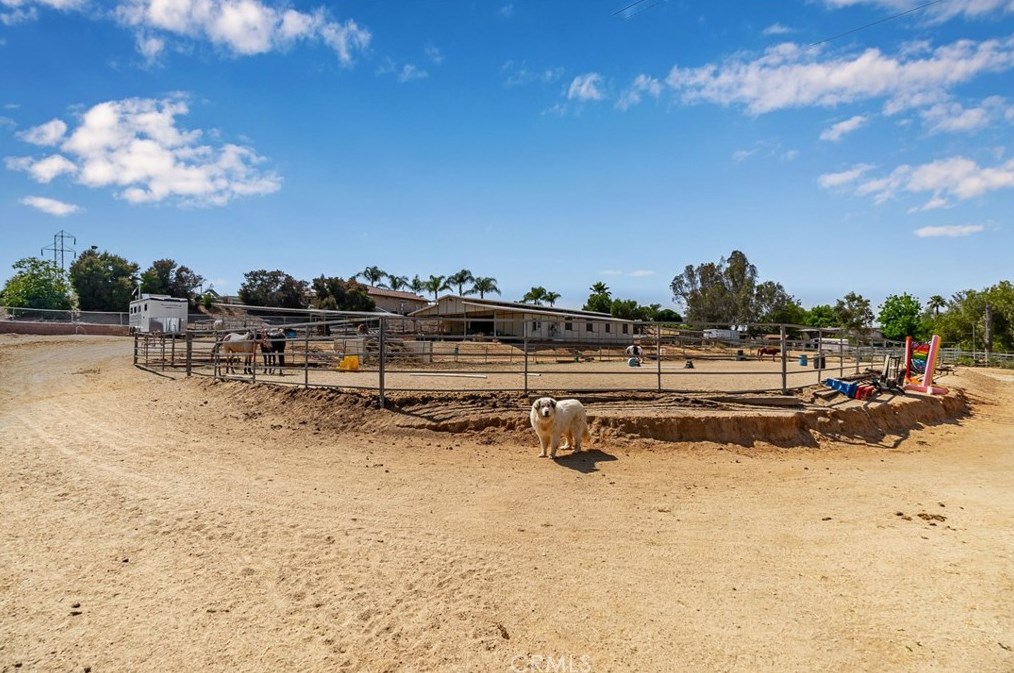 5699 Steve St, Riverside CA  92509-3639 exterior