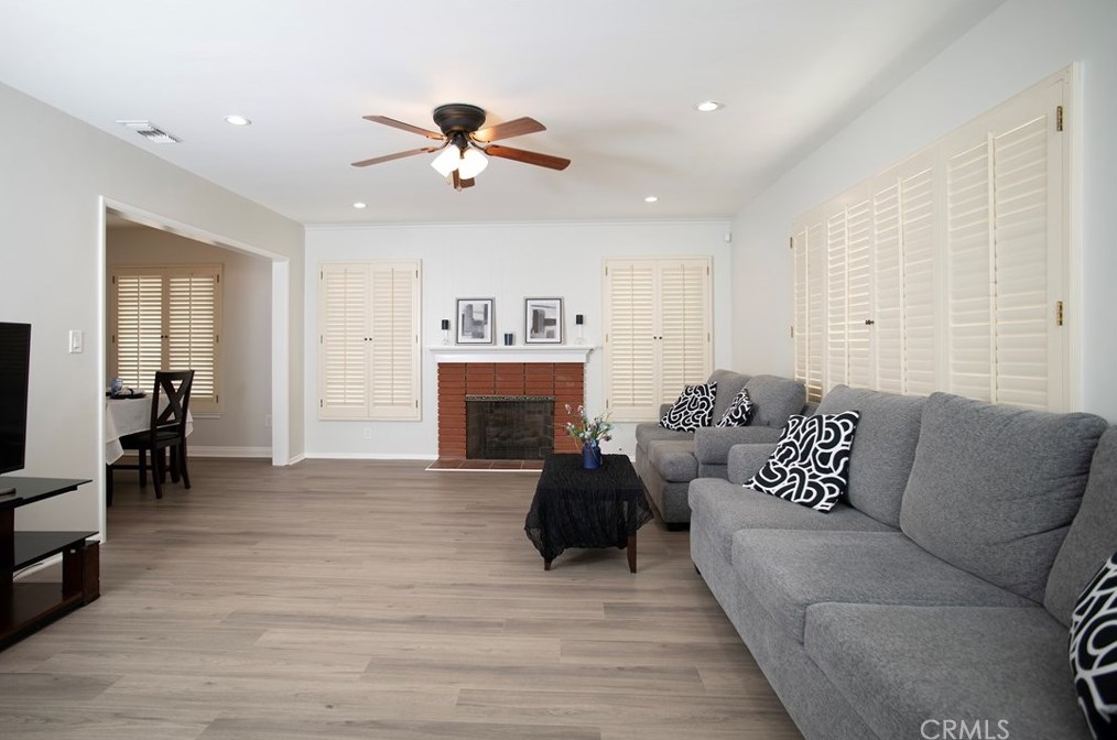 459 Glendora Ave, Covina CA 91724-2531 exterior