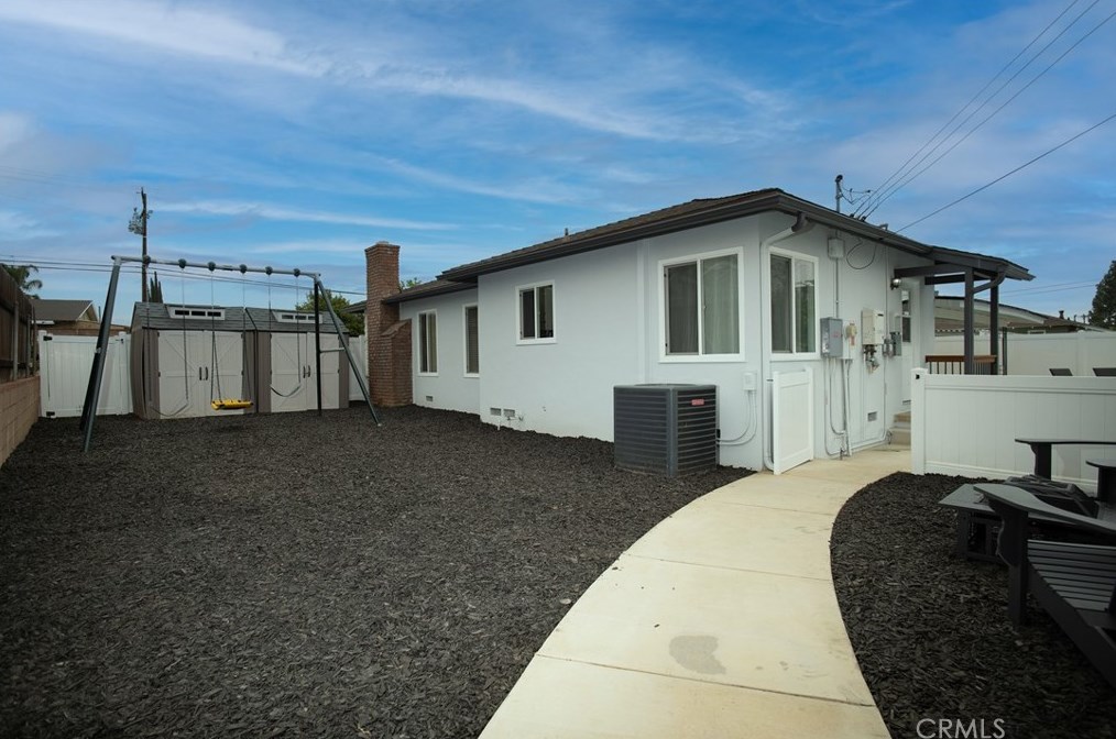 459 Glendora Ave, Covina CA 91724-2531 exterior