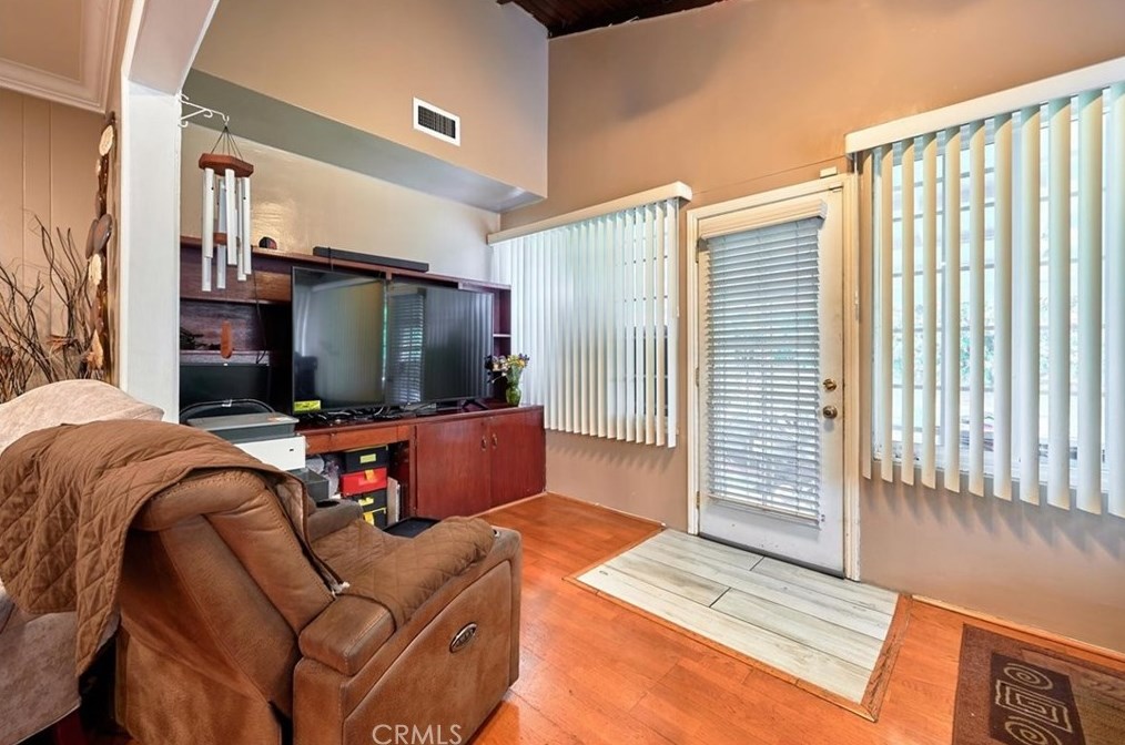 2144 Spencer, Pomona CA  91767-2355 exterior