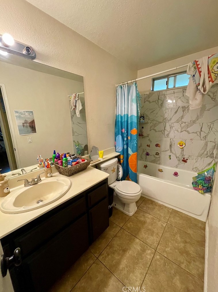 13632 Red Mahogany Dr, Moreno Valley CA 92553-4315 exterior