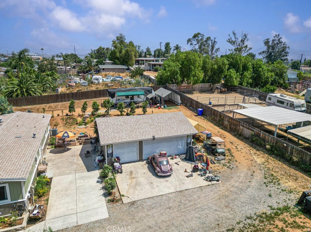 5320 Rutile St, Riverside CA  92509-4830 exterior