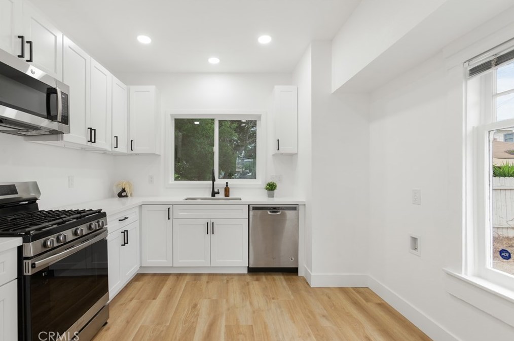3830 Mckenzie St, Riverside CA  92503-3752 exterior