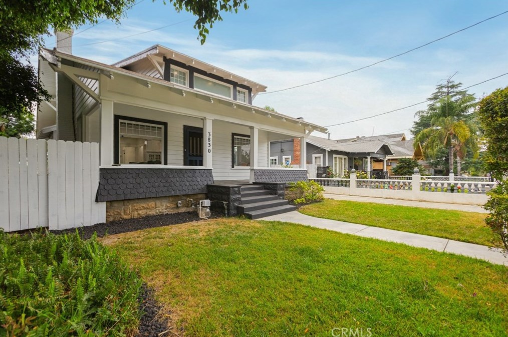 3830 Mckenzie St, Riverside CA  92503-3752 exterior