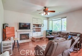 15484 Gatwick Ave, Fontana CA exterior