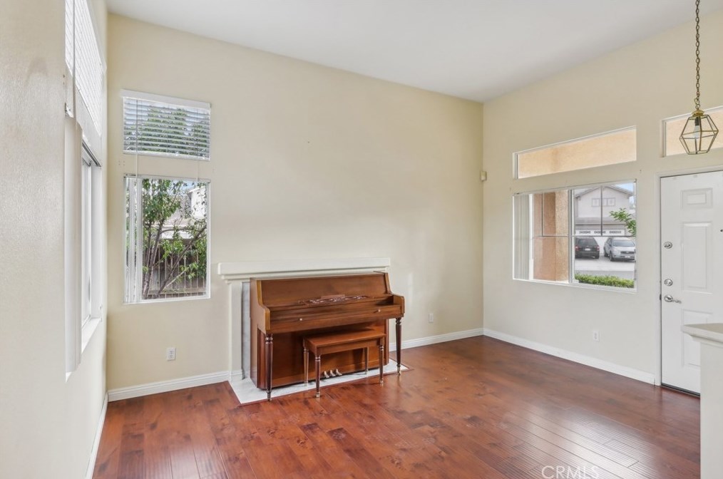 7603 Canberra Way, Riverside CA  92508-6048 exterior