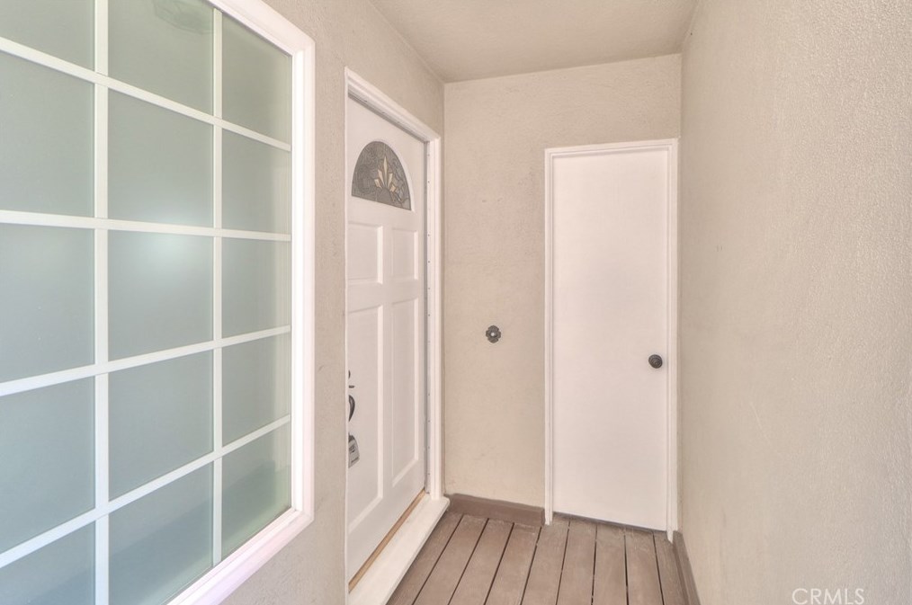 1710 Wollacott St, Redondo Beach CA  90278-2836 exterior