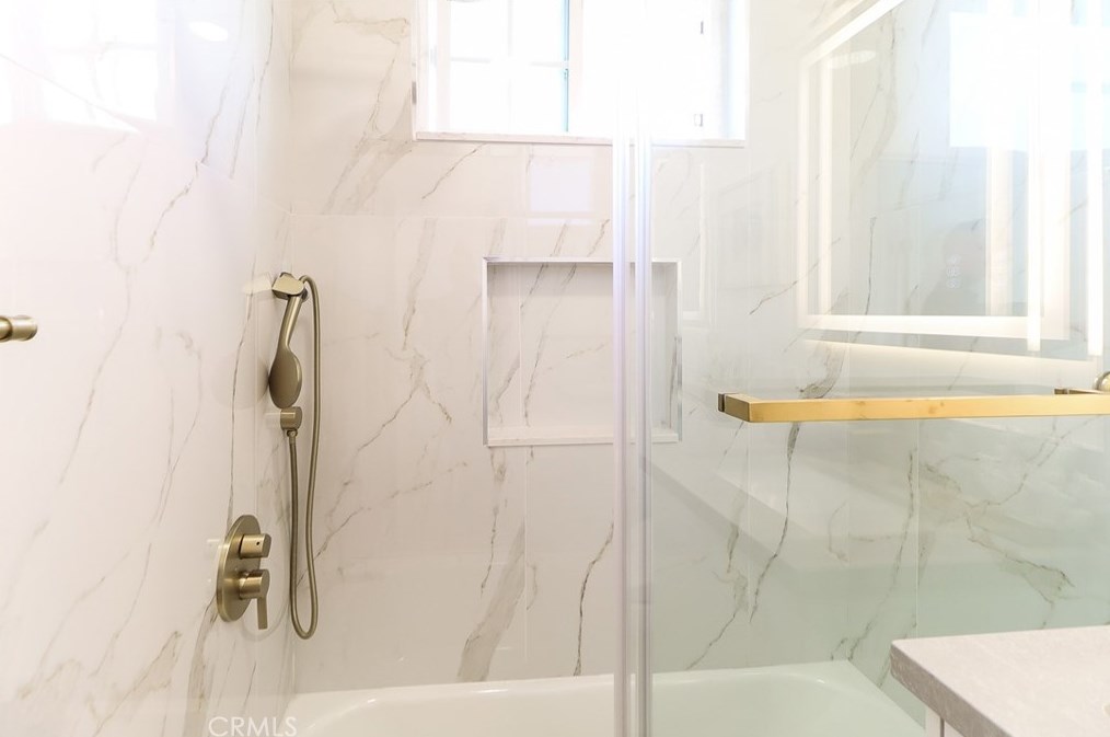 1710 Wollacott St, Redondo Beach CA  90278-2836 exterior