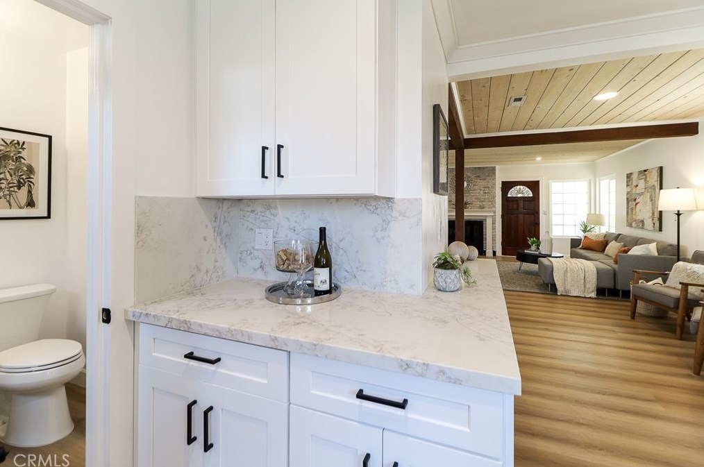 1710 Wollacott St, Redondo Beach CA  90278-2836 exterior