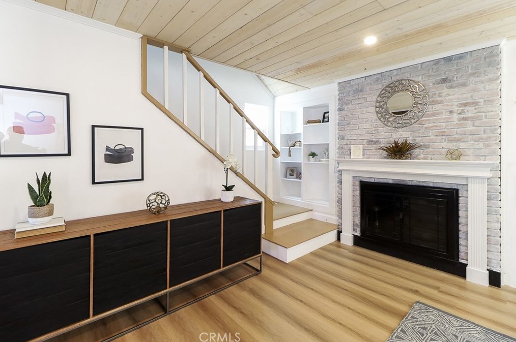 1710 Wollacott St, Redondo Beach CA  90278-2836 exterior