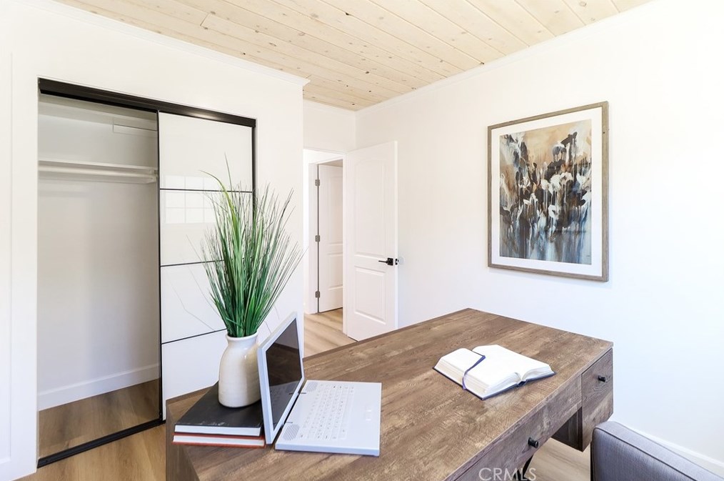 1710 Wollacott St, Redondo Beach CA  90278-2836 exterior