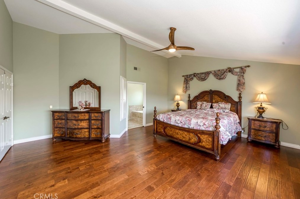 7005 Country Clb Ln, Anaheim CA  92807-4436 exterior