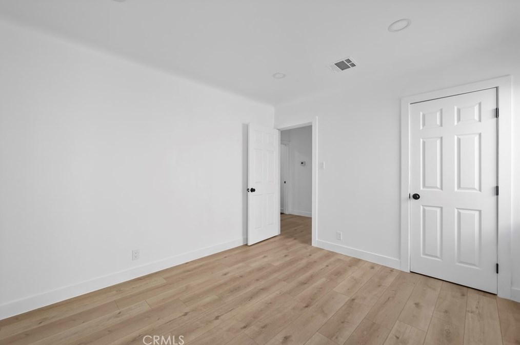 811 94th St, Los Angeles CA  90044-4701 exterior
