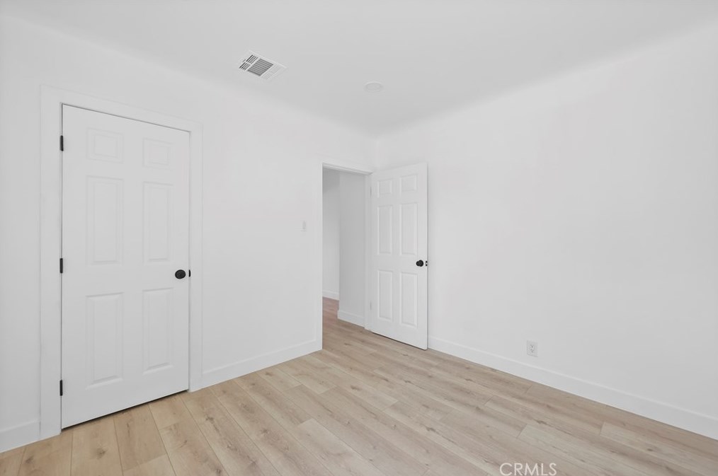 811 94th St, Los Angeles CA  90044-4701 exterior