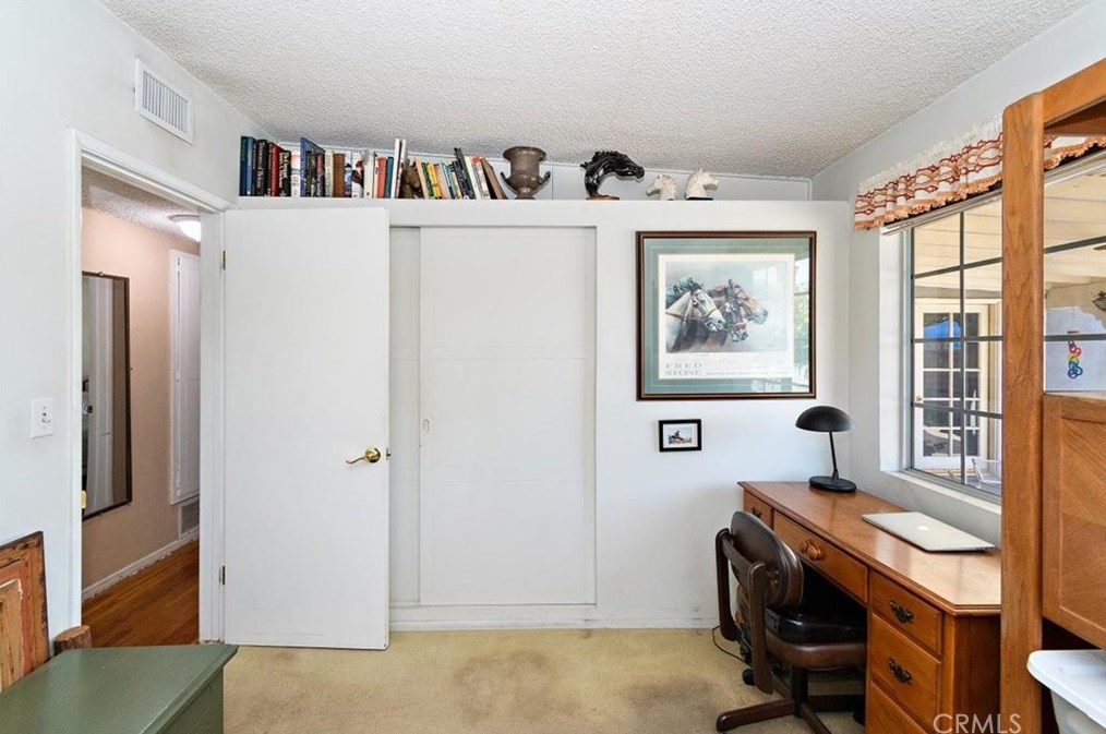 549 Greenhaven St, Covina CA  91722-2104 exterior