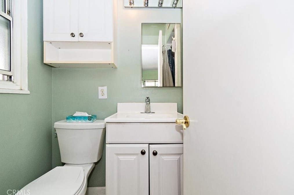 549 Greenhaven St, Covina CA  91722-2104 exterior