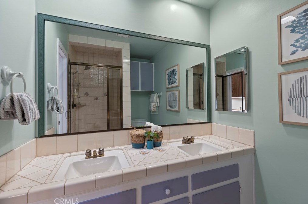 446 Tudor St, Covina CA 91722-1146 exterior