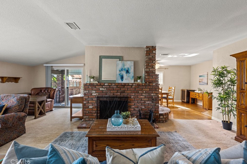 446 Tudor St, Covina CA 91722-1146 exterior