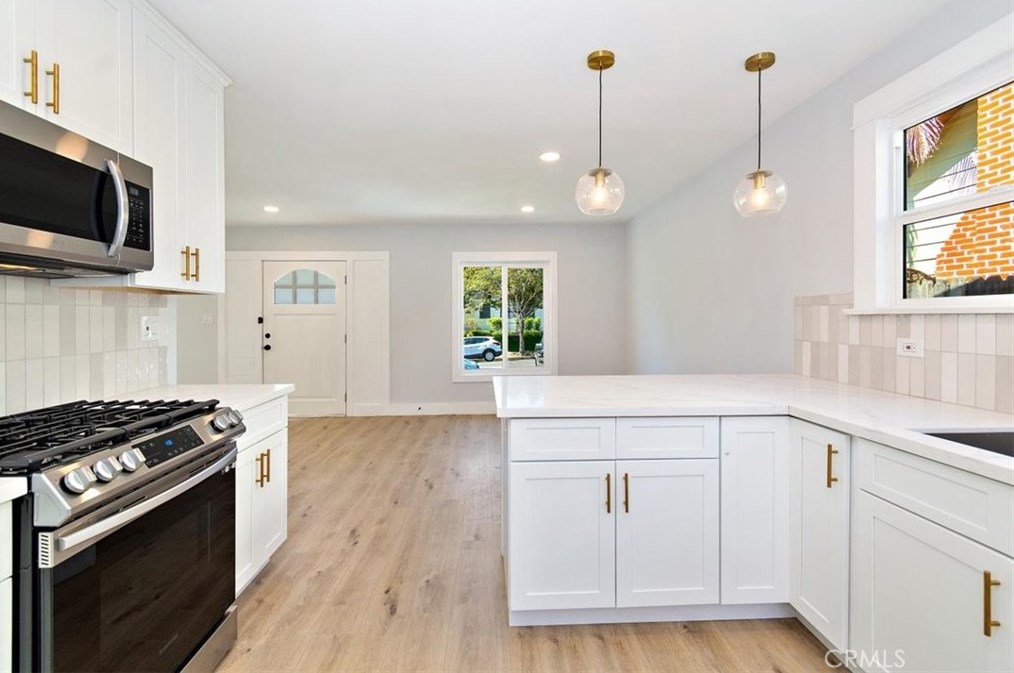 5025 Buchanan St, Los Angeles CA  90042-2339 exterior