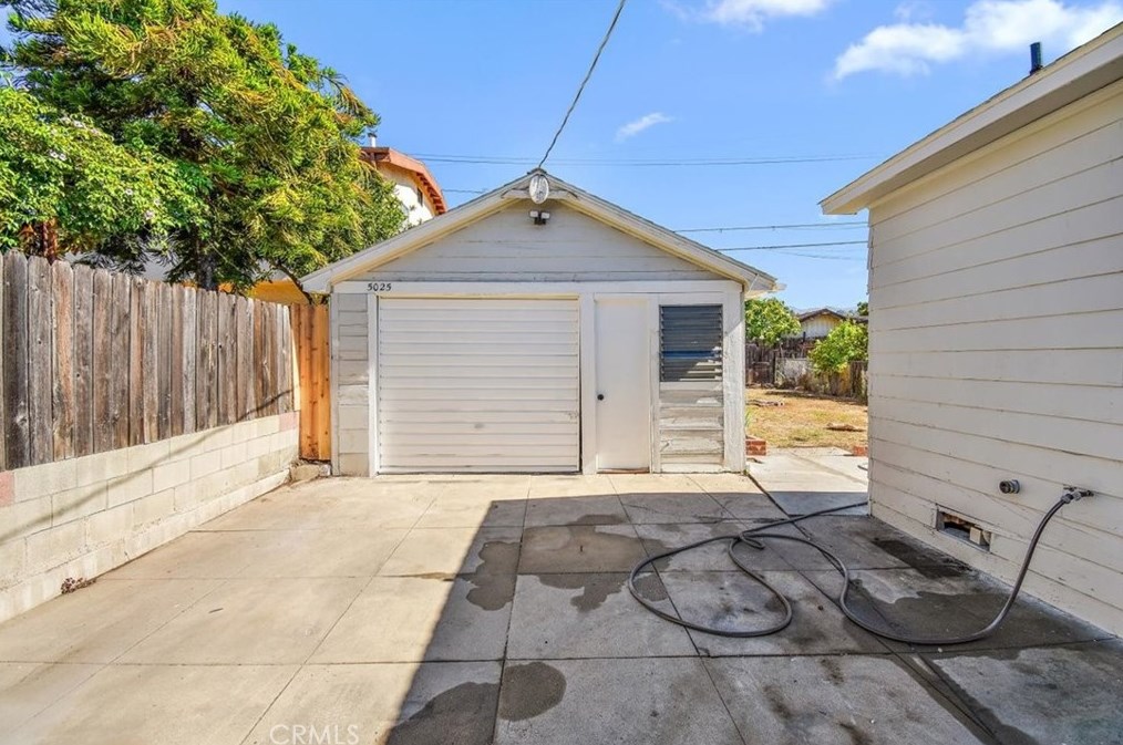 5025 Buchanan St, Los Angeles CA  90042-2339 exterior