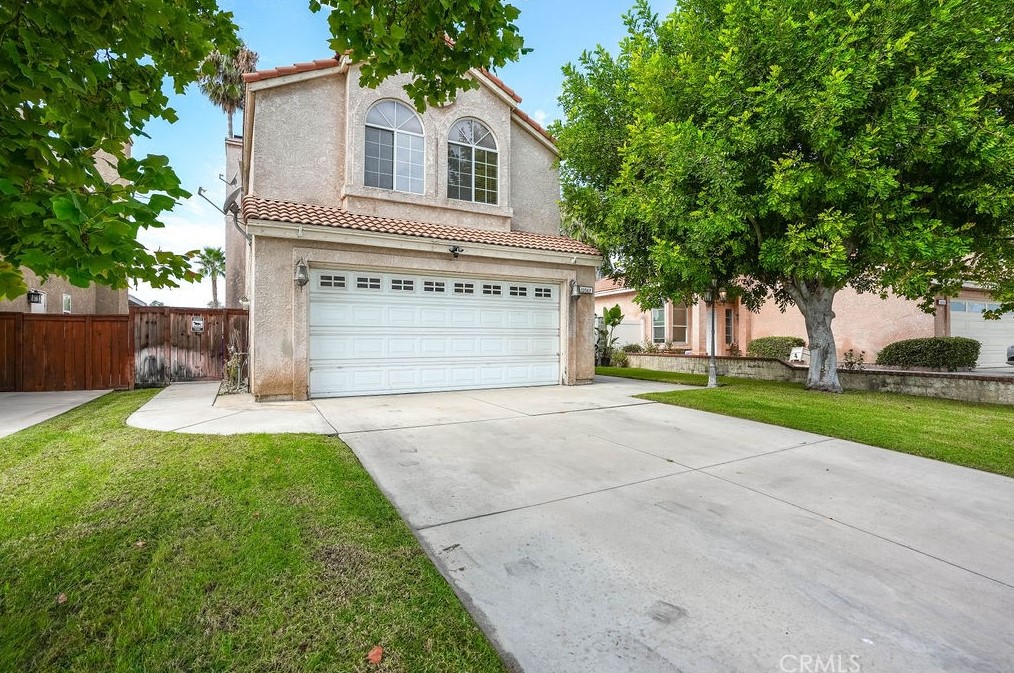 13567 Brandon Ct, Fontana CA  exterior