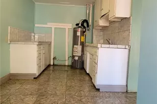 385 W F St, Colton, CA 92324 - Photo 41