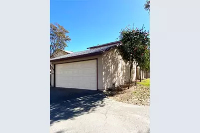 338 W Indian Dunes Lane, Azusa, CA 91702 - Photo 1