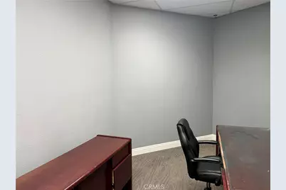 8689 Sierra Avenue #D, Fontana, CA 92335 - Photo 5