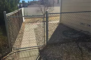 13393 Mariposa Rd, Victorville, CA 92395 - Photo 29