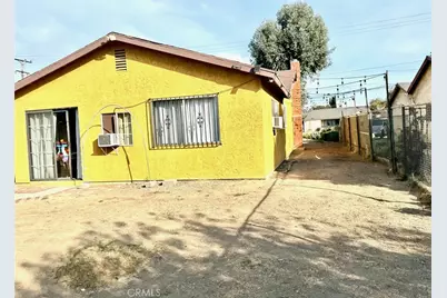 1535 S Towne Avenue, Pomona, CA 91766 - Photo 37