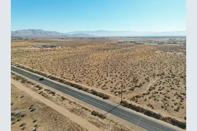 21025 Waalew Road, Apple Valley, CA 92307 - Photo 3